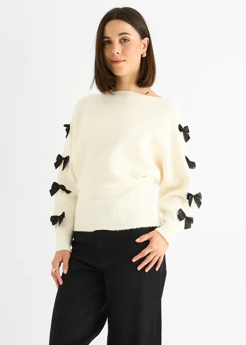Gini London Cream Slash Neck Crop Bow Knit Jumper - Medium/Large Image 1
