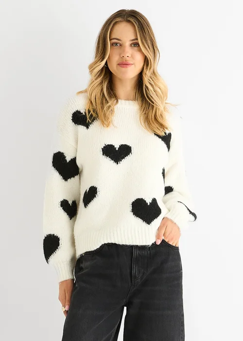 Gini London Cream Contrast Heart Oversized Knit Jumper - Large/Extra Large Image 3