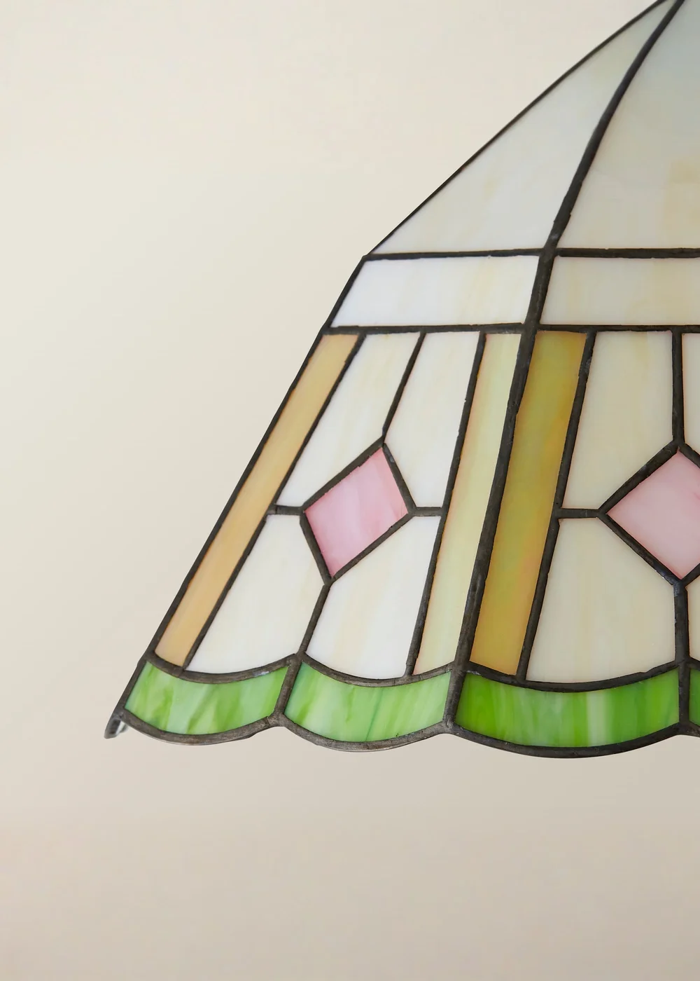 ValueLights Beatrix Tiffany Glass Easy Fit Lampshade - One Size Image 4