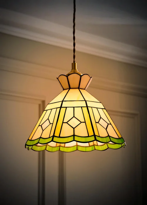ValueLights Beatrix Tiffany Glass Easy Fit Lampshade - One Size Image 2