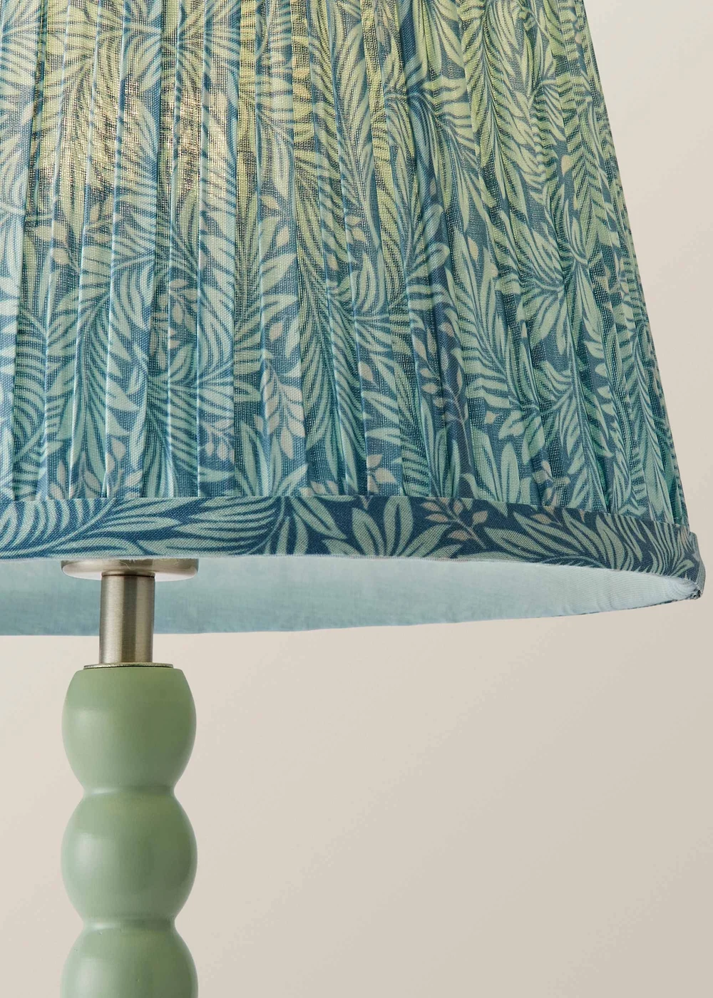 ValueLights Sage Green Bobbin Table Lamp with Leaf Pleated Lampshade - One Size Image 4