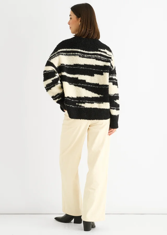 Gini London Mono Abstract Oversized Recycle Knit Jumper