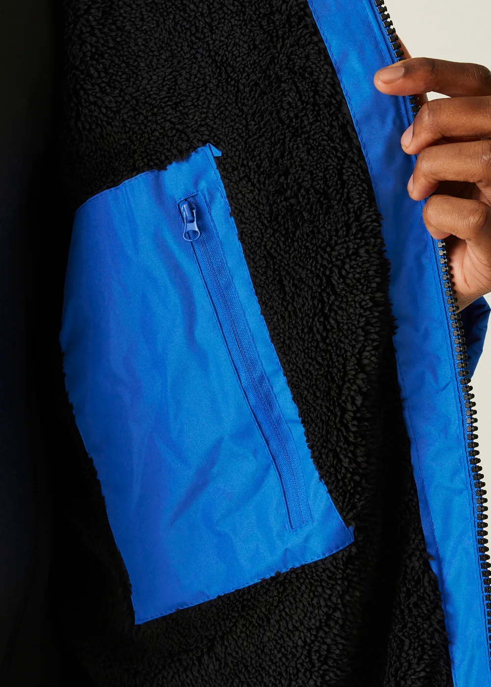 Regatta Oxford Blue Adult Changing Waterproof Hydrofort Robe - XS/S Image 4