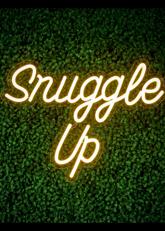 Premier Decorations LED Neon Snuggle Up Wall Sign