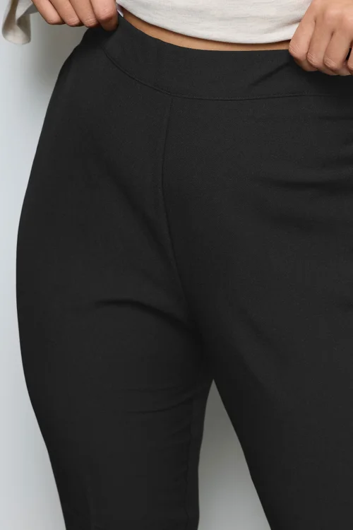Yours Curve Black Elasticated Tapered Stretch Trousers - 26-28 Image 4