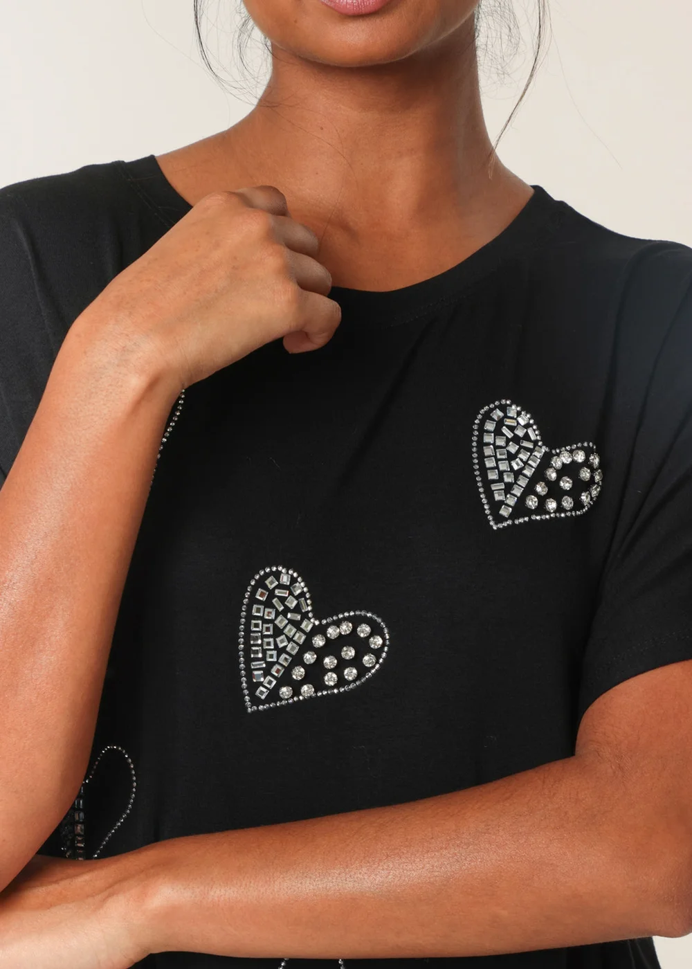 Blue Vanilla Black Round Neck Diamante Heart Detailing T-Shirt - L/XL Image 4