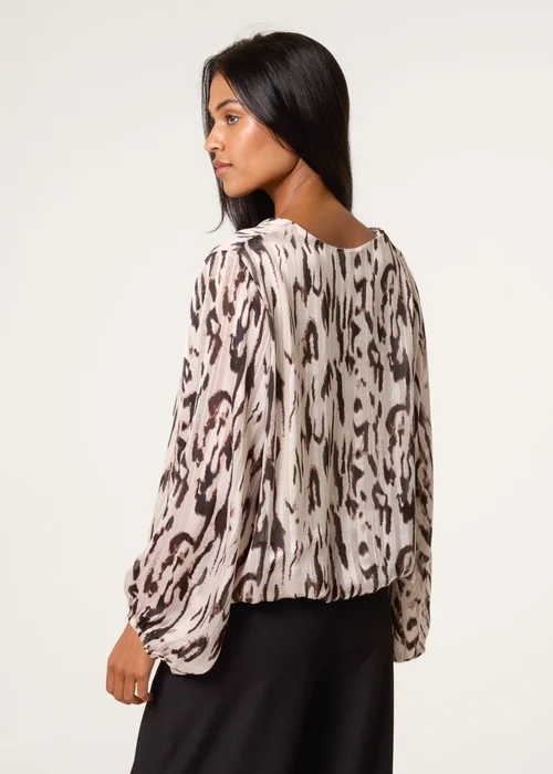 Blue Vanilla Brown Animal Print Puffball V Neck Top - S Image 4