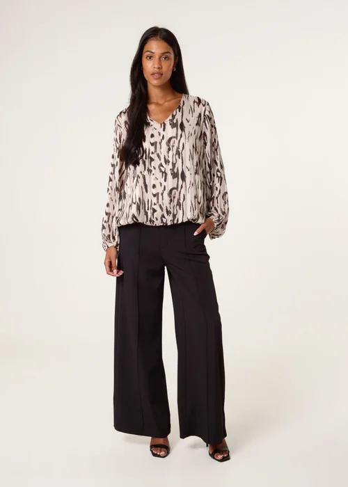 Blue Vanilla Brown Animal Print Puffball V Neck Top - S Image 2