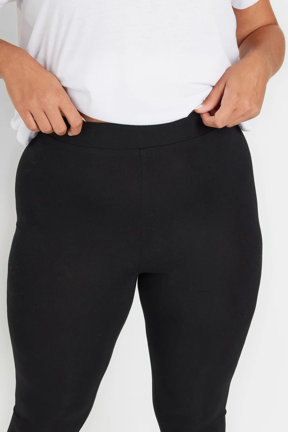 Yours 2 Pack Curve Black Soft Touch Viscose Stretch Leggings - 32/L28 Image 5