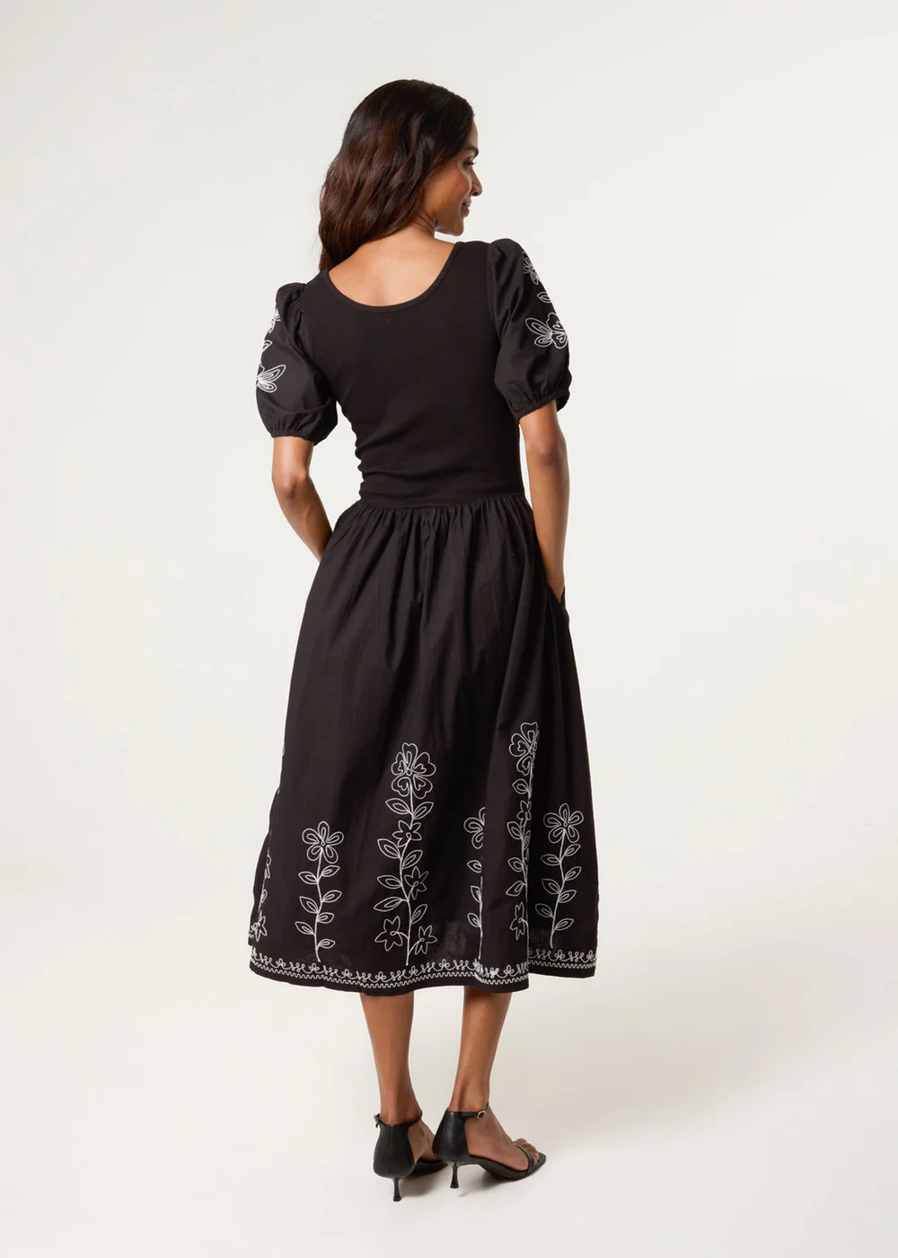 Blue Vanilla Black Embroidered Puff Sleeve Midi Dress - S Image 4