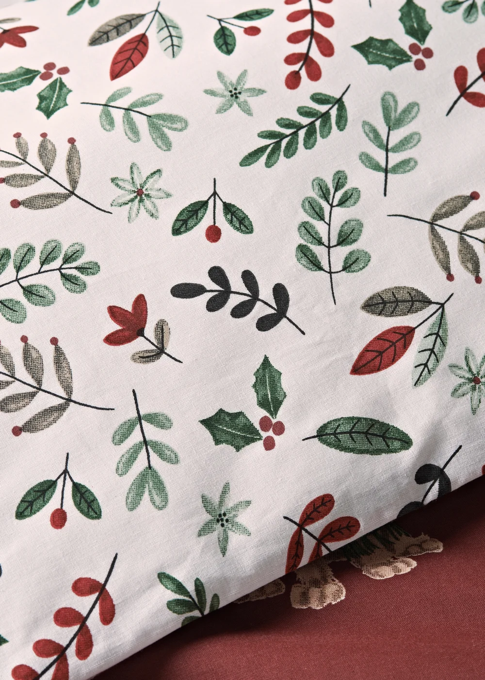 Red Christmas Dog Duvet Set - Single Image 3
