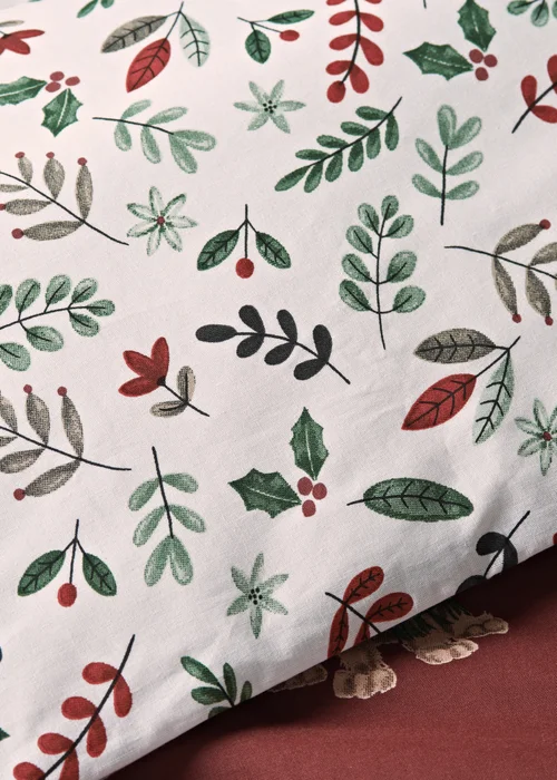 Red Christmas Dog Duvet Set - Single Image 3