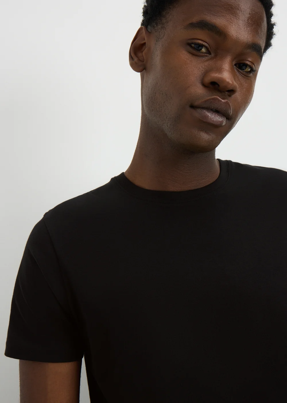 2 Pack Black Short Sleeve Vests - S Image 3