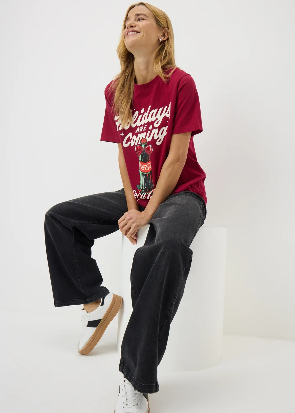 Coca Cola Burgundy Christmas T Shirt - S Image 2