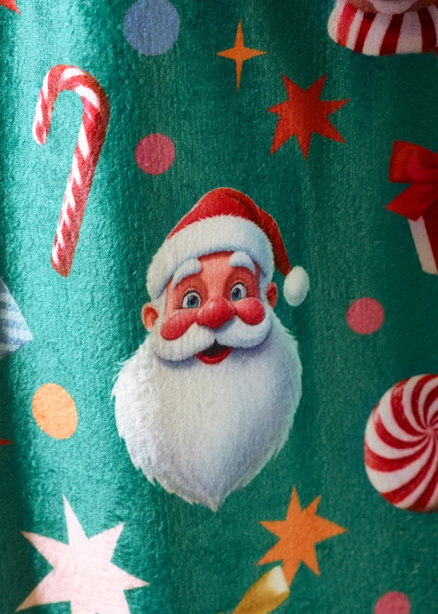 Catherine Lansfield Green Christmas Icons Cosy Fleece Blanket Throw