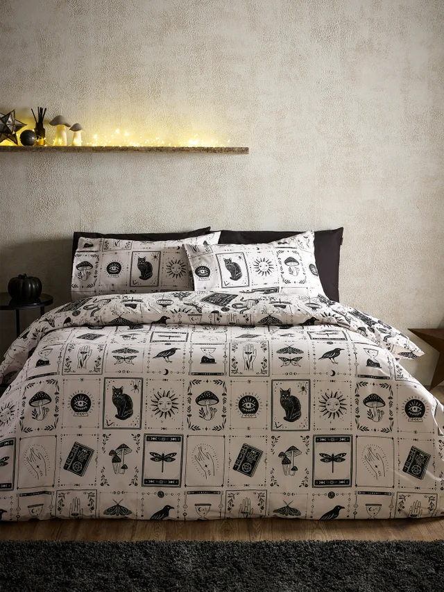 Catherine Lansfield Black Enchanted Witchcraft Reversible Duvet Cover Set