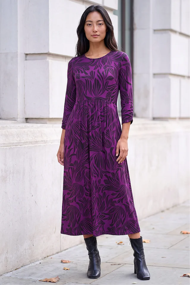 Roman Magenta Petite Swirl Print Stretch Midi Dress