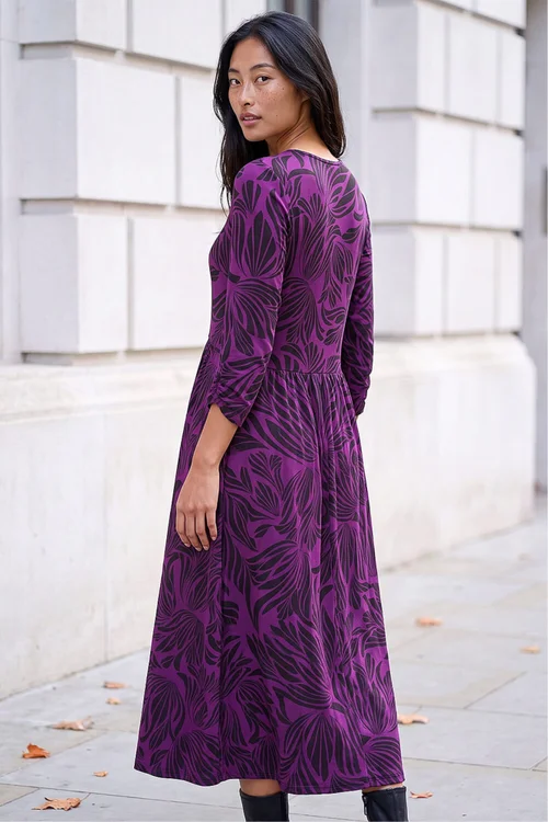 Roman Magenta Petite Swirl Print Stretch Midi Dress - 18 Image 3