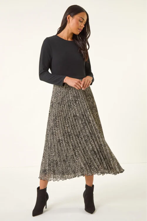 Roman Black Petite Print Pleated Midi Dress - 18 Image 4