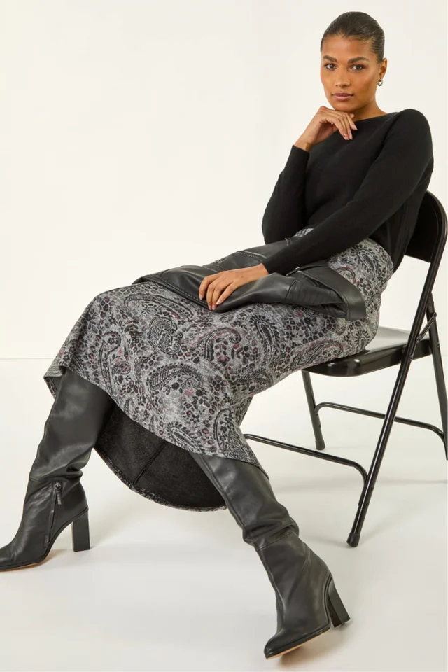 Roman Grey Paisley Print Stretch Midi Skirt