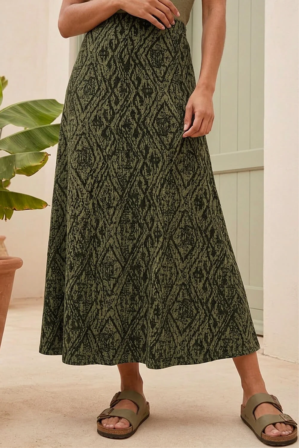 Roman Khaki Abstract Diamond Print Midi Skirt - 20 Image 2