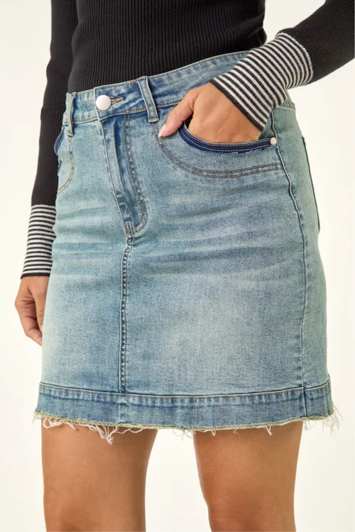 Dusk Blue Denim Pocket Mini Stretch Skirt - Size 18 Clothing Image 2
