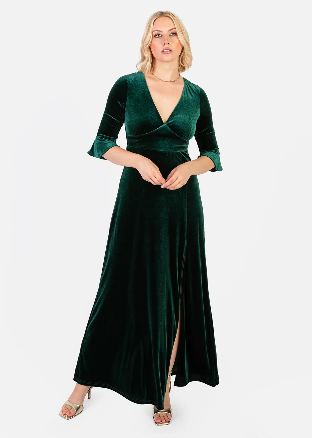 Maya Deluxe Emerald Green V Neck 3/4 Flute Sleeve Velvet Maxi Dress - 14 | Matalan Maya Deluxe Emerald Green V Neck 3/4 Flute Sleeve Velvet Maxi Dress - 14 | Matalan