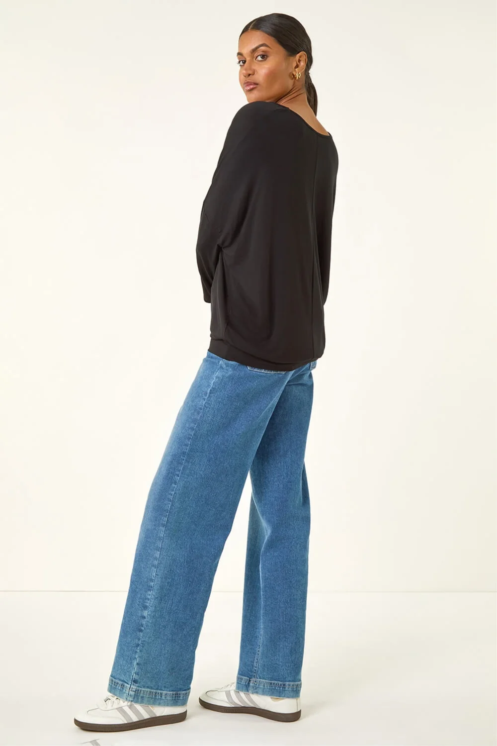 Roman Black V-Neck Jersey Stretch T-Shirt - 20 Image 3