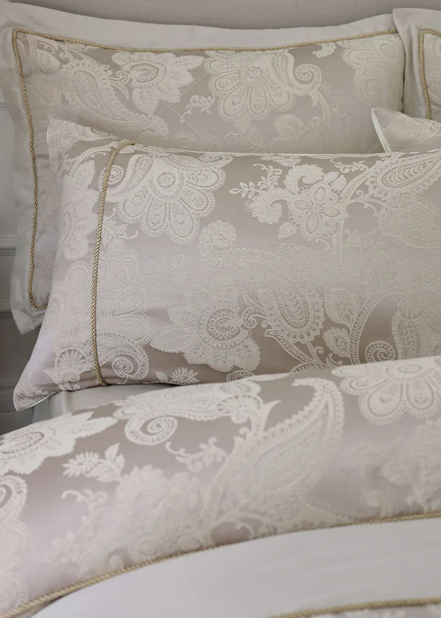 Catherine Lansfield Opulent Jacquard Duvet Cover Set Champagne Gold