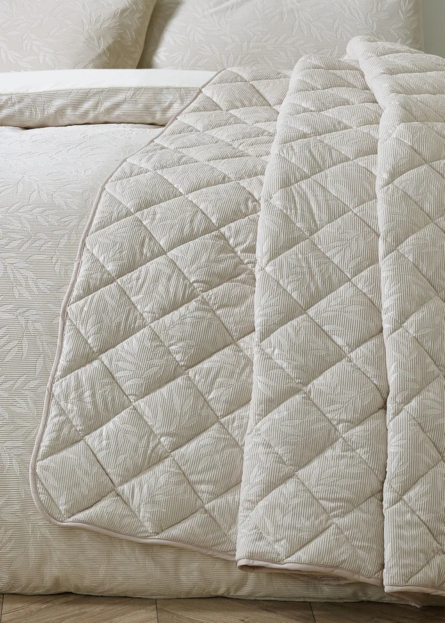 Catherine Lansfield Corded Leaves Quilted Bedspread Champagne Gold