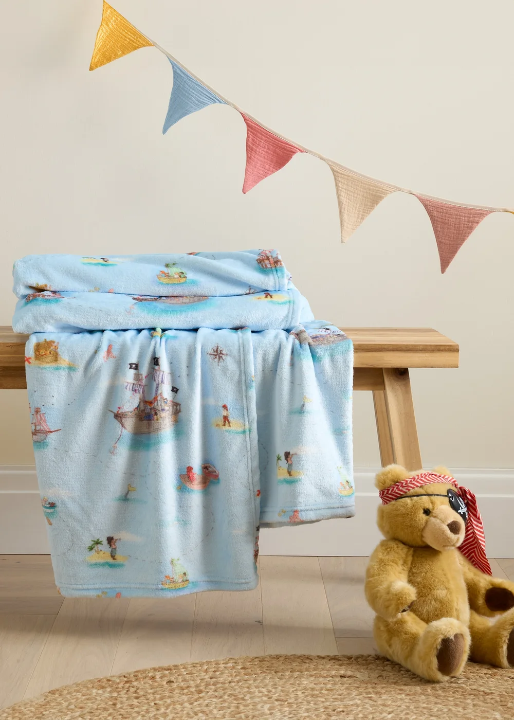 Belle & Boo Pirates Cosy Fleece Blanket Throw Blue - One Size Image 1