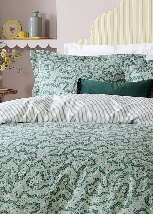 Wylder Brianna Floral 100% Cotton Tarragon Green Duvet Set - Single Image 3