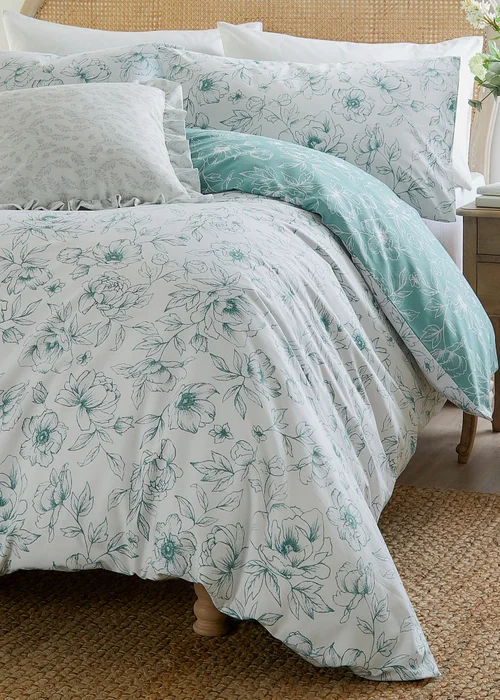 Wylder Nature Bella Reversible Floral Blue Duvet Set - Single Image 4