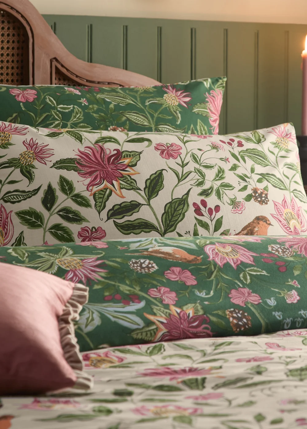 Wylder Nature Beatrice Reversible Floral Multicolour Duvet Set - Single Image 3