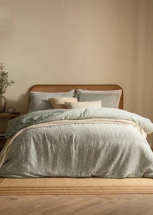Yard Perrie Leaf Muslin 100% Cotton Forest Green Duvet Set - Single Image 2