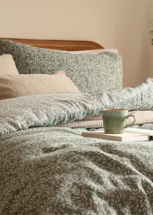 Yard Perrie Leaf Muslin 100% Cotton Forest Green Duvet Set - Single Image 3