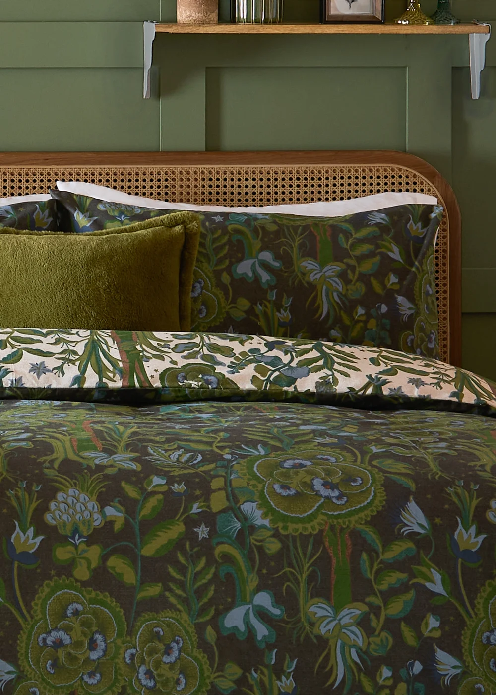 Furn Garden of Wonder Reversible Evergreen Duvet Set - Single Image 4