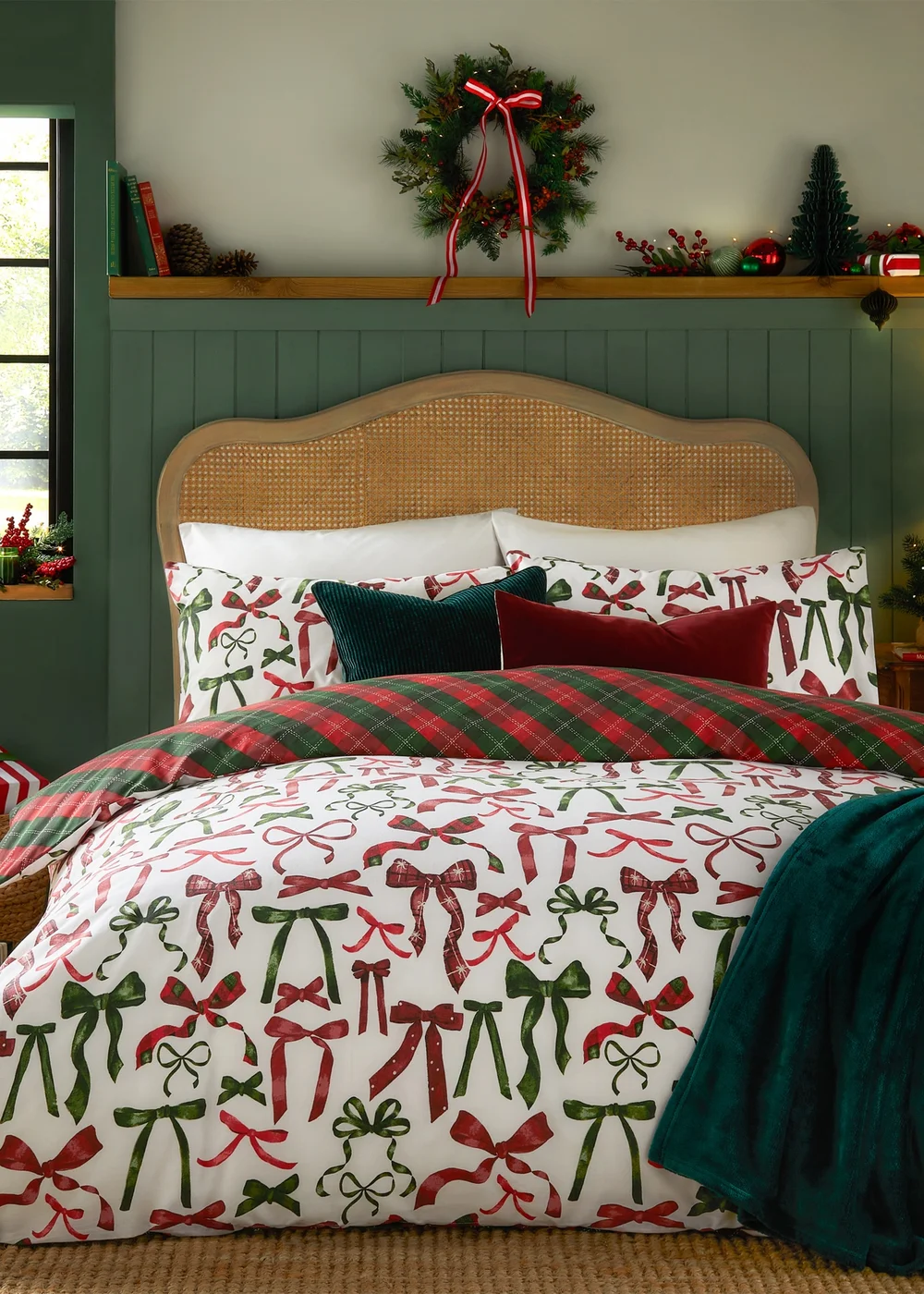 Furn Nathalie Festive Bows Printed Berry Duvet Set - Single Image 1