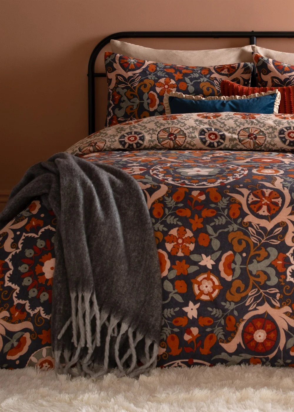 Furn Kinfolk Printed Reversible Denim Blue Duvet Set - Single Image 4