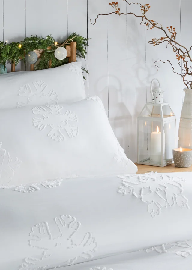 Duvet Day Snow Crystal Tufted Soft Touch White Duvet Set