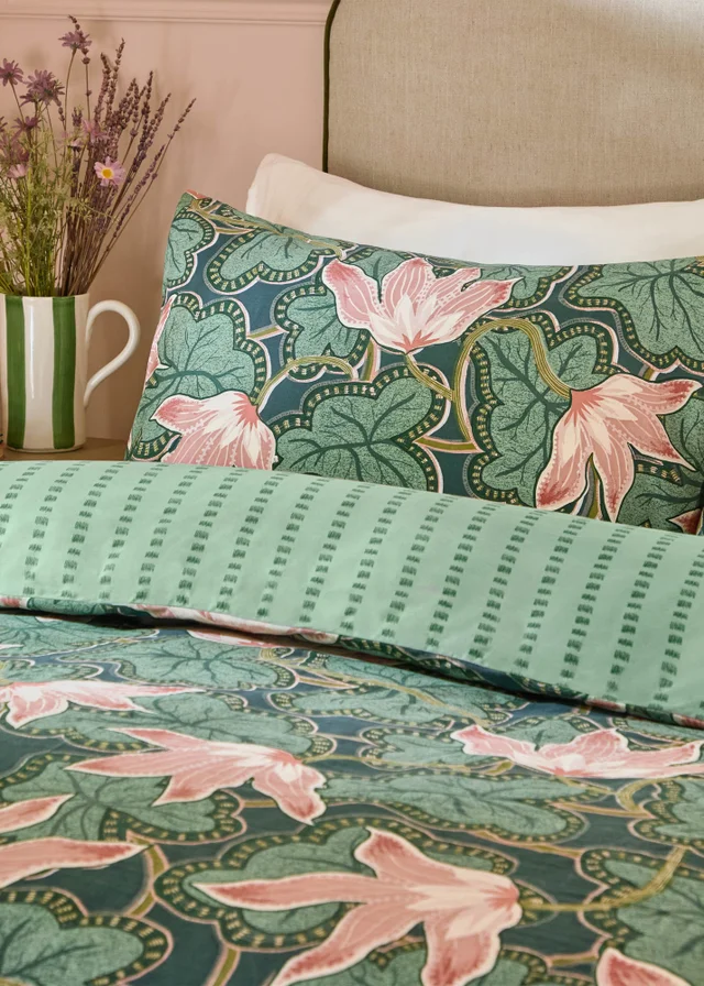 Wylder Luella Printed Reversible Juniper Green Duvet Set