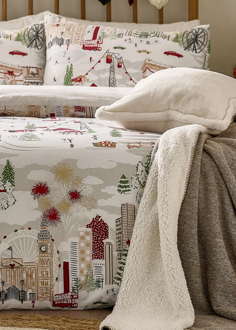 Furn Joy To All Printed White Duvet Set - Single Image 3