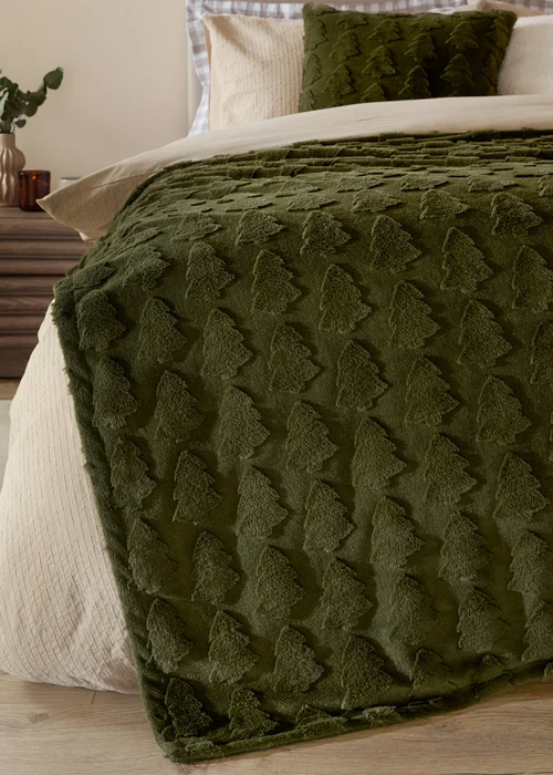 Furn Pines Faux Fur Forest Green Throw - 200cm Image 2