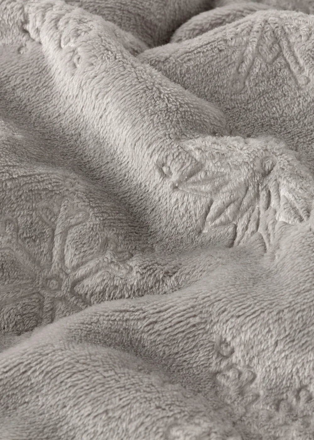 Furn Snowflakes Soft Flannel Fleece Grey Throw - 140cm x 180cm Image 6