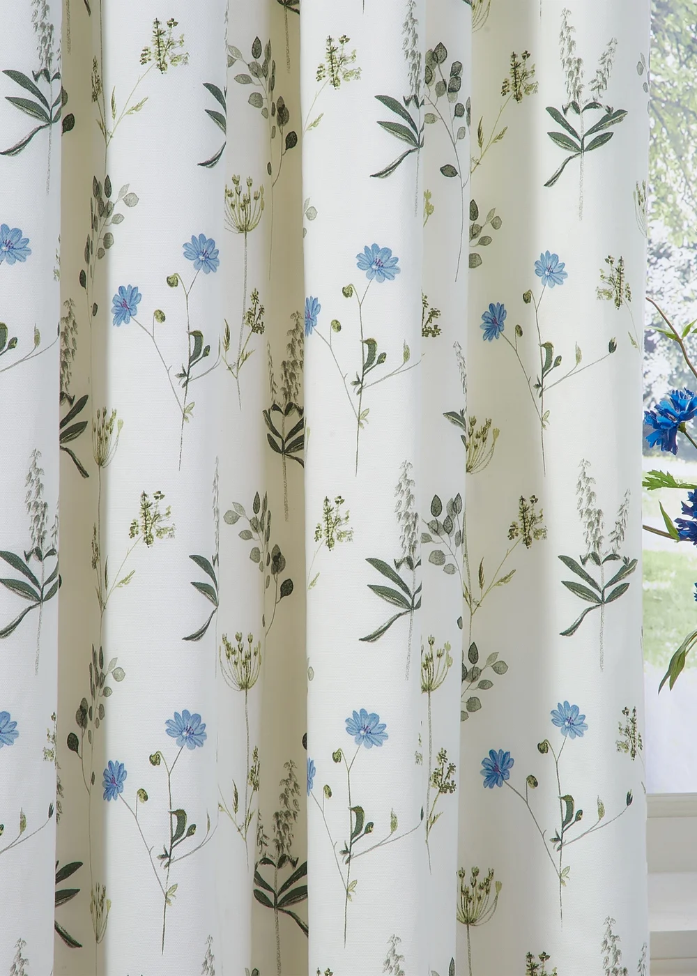Wylder Nature Meadow 100% Cotton Lined White Eyelet Curtain Pair - 66W X 54D (168x137cm) Image 5
