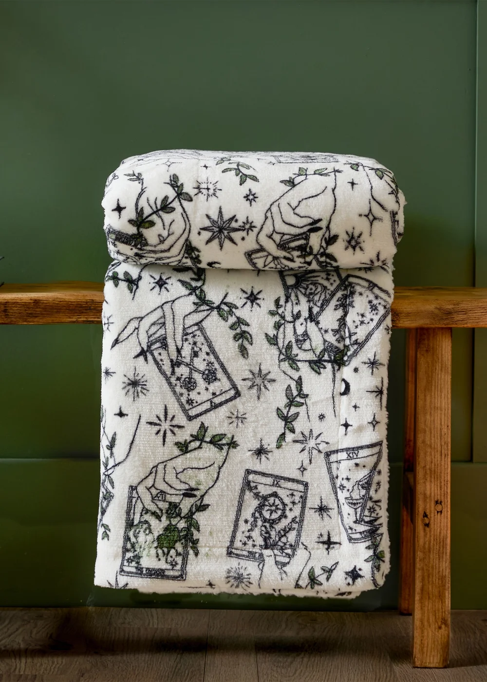 Furn Celestial Stories Printed Sherpa Fleece Green Throw - 130 x 180cm Image 1