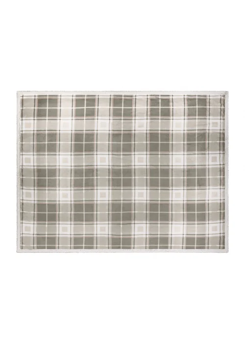 Wylder Nature Braemar Sherpa Tartan Fleece Green/Natural Throw - 140cm x 180cm Image 2