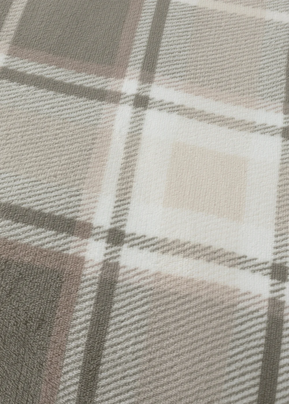 Wylder Nature Braemar Sherpa Tartan Fleece Green/Natural Throw - 140cm x 180cm Image 4
