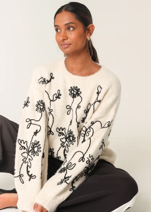 Blue Vanilla Stone Floral Embroidery Jumper - M/L Image 1