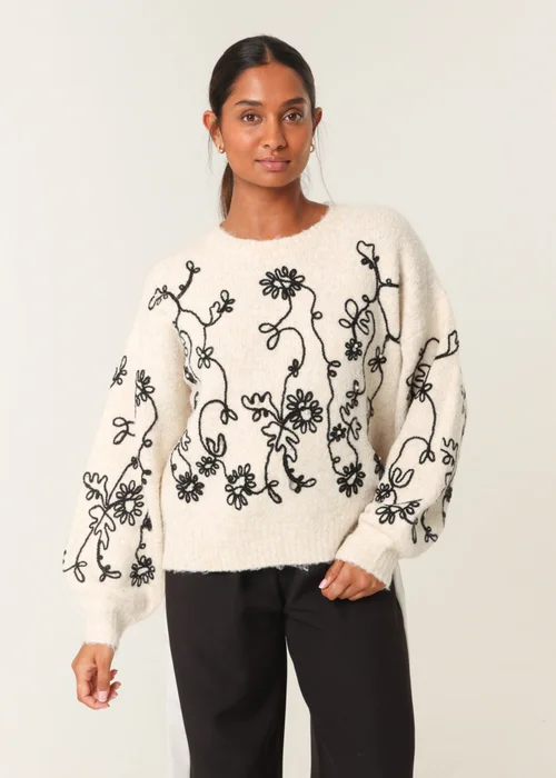 Blue Vanilla Stone Floral Embroidery Jumper - M/L Image 4